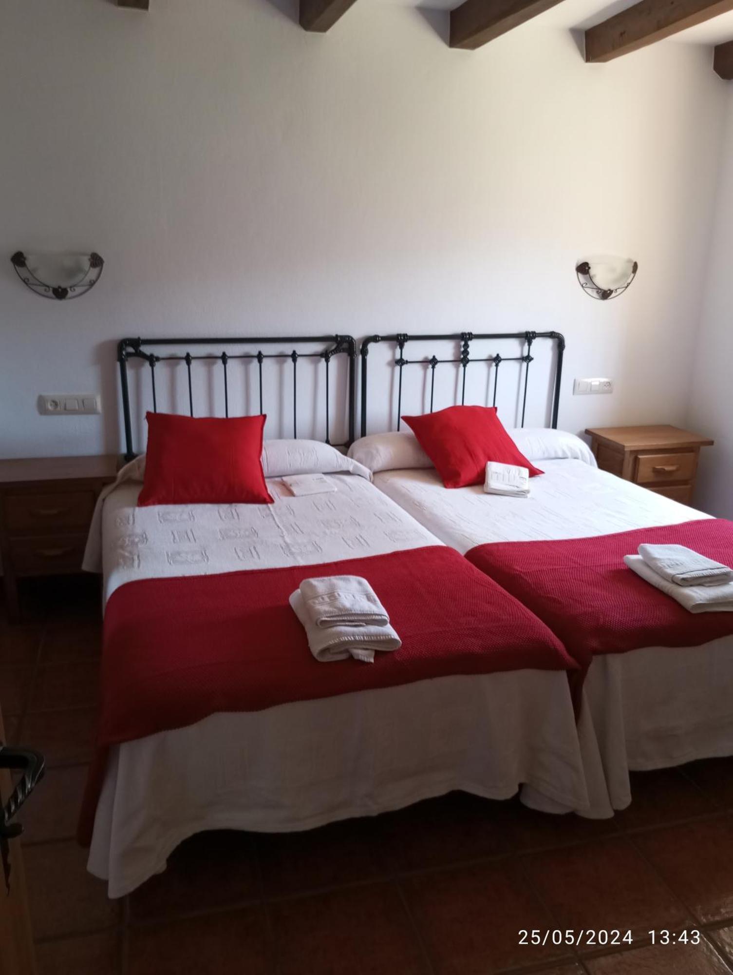 Apartamentos Las Rocas De Brez エクステリア 写真